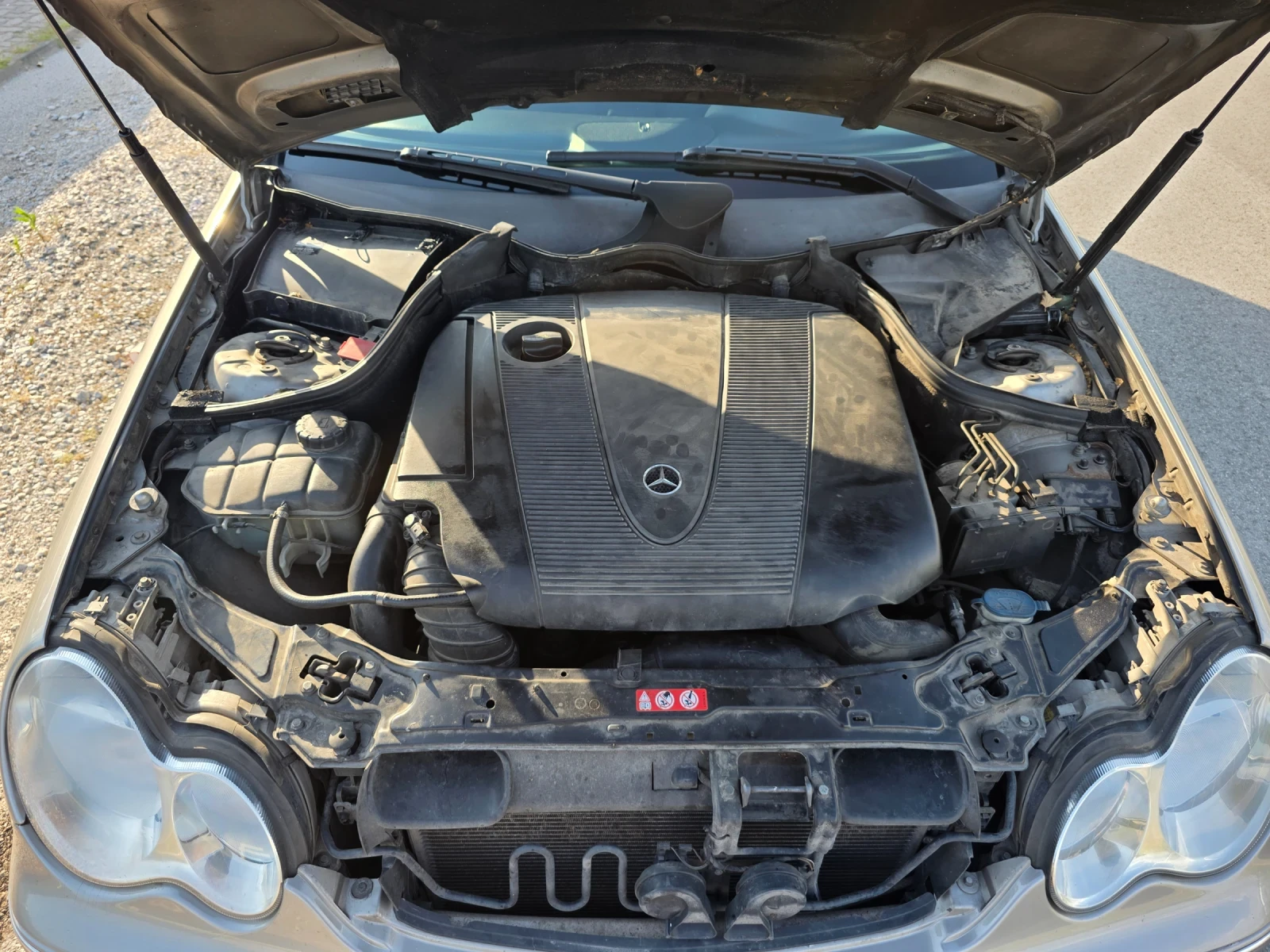Mercedes-Benz C 220, снимка 14 - Автомобили и джипове - 55092827