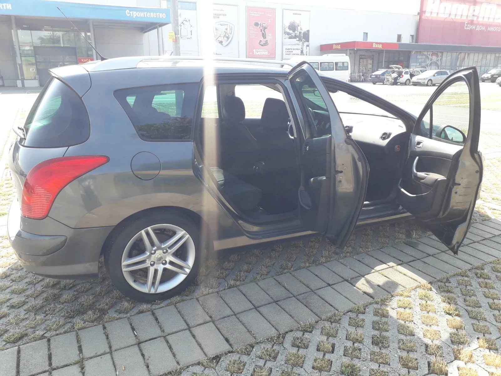 Peugeot 308 SW e-HDi 1.6, снимка 4 - Автомобили и джипове - 55100614