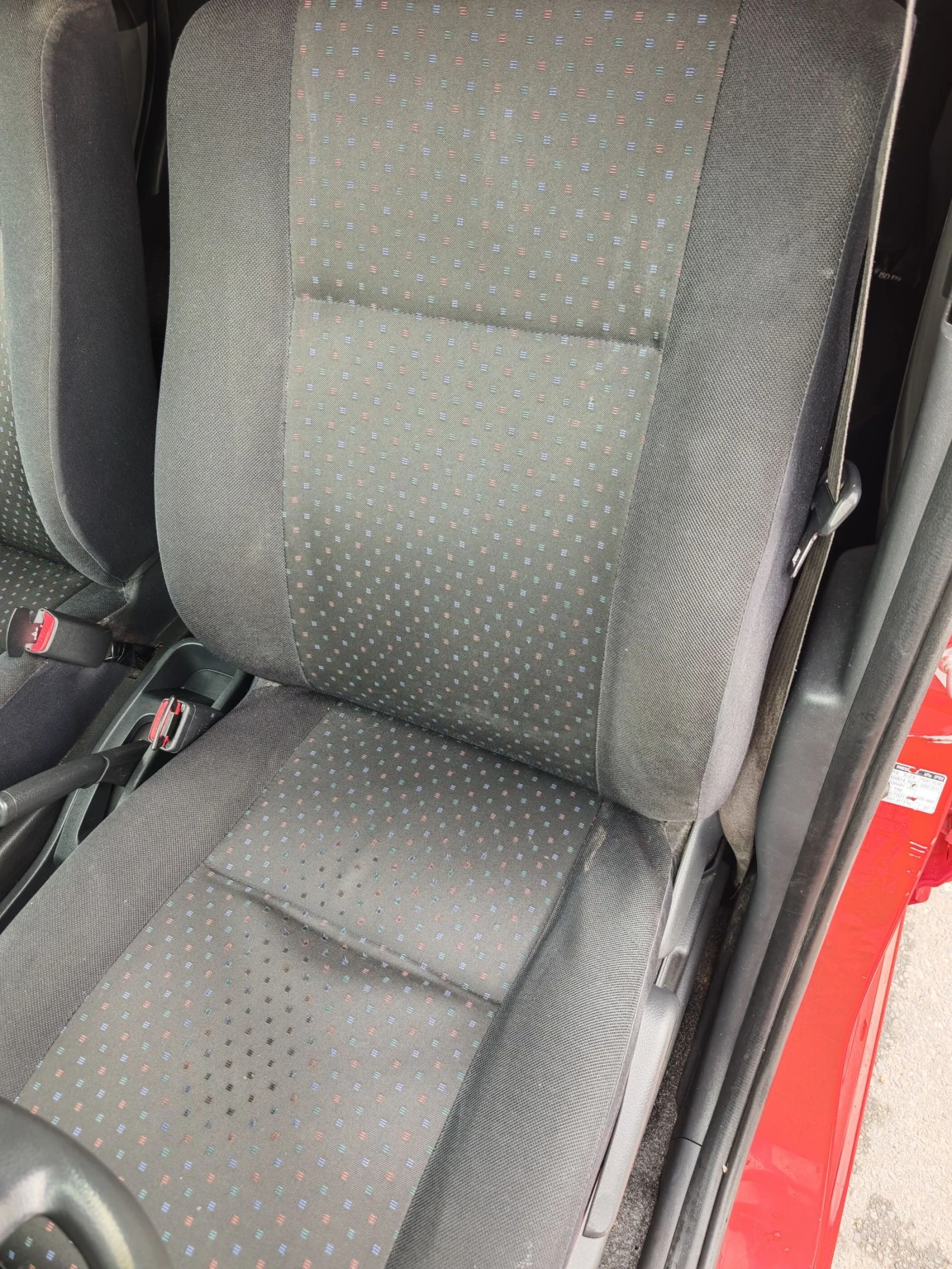 Daihatsu Sirion 1.0i 12V, снимка 13 - Автомобили и джипове - 55124246