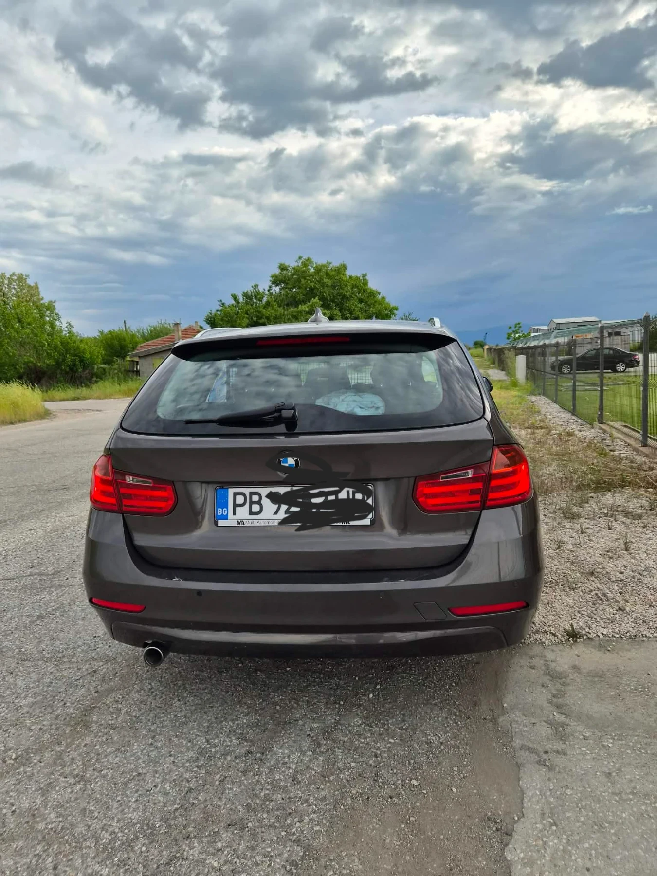 BMW 318 F 31 2.0 d | Mobile.bg � ����������� 11