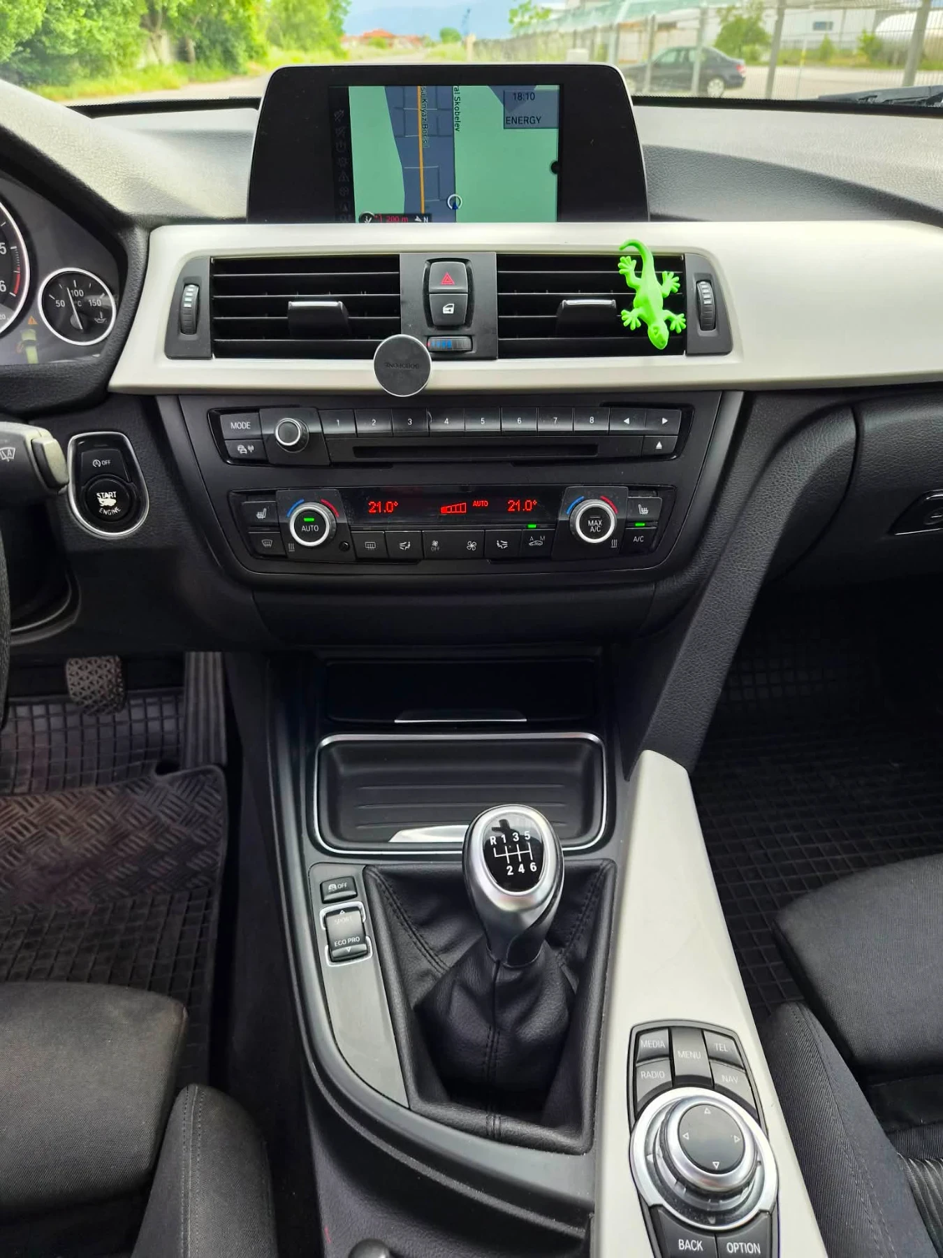 BMW 318 F 31 2.0 d | Mobile.bg � ����������� 9