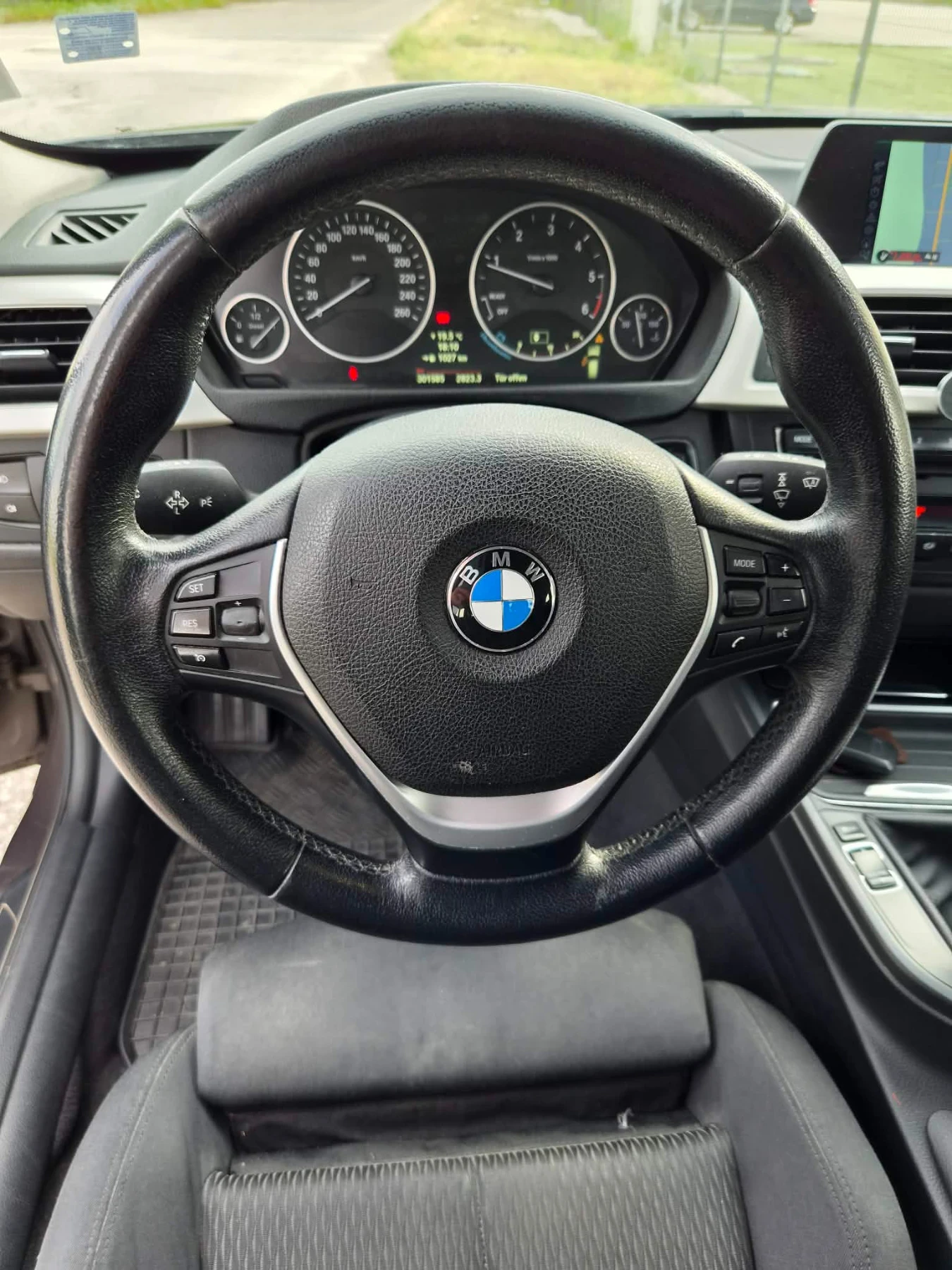 BMW 318 F 31 2.0 d | Mobile.bg � ����������� 10