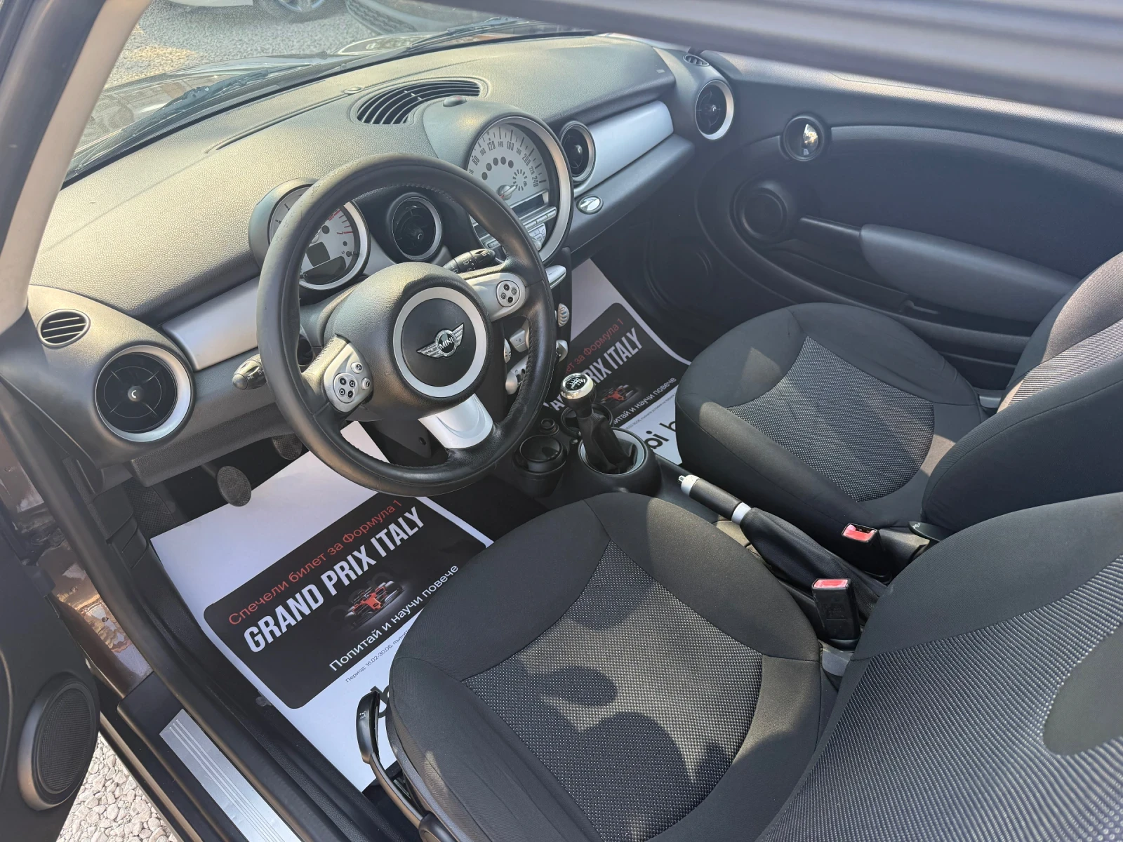 Mini Clubman 1.6 Дизел, снимка 11 - Автомобили и джипове - 55810991
