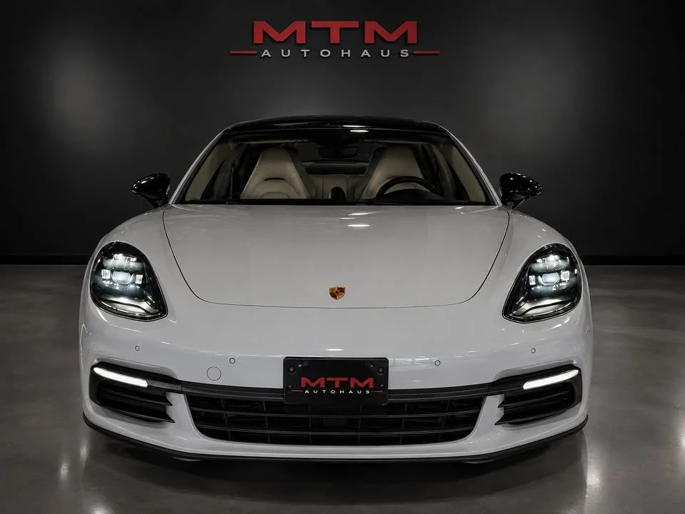 Porsche Panamera 4 AWD* CARFAX* ПАНОРАМА* АВТОФИНАНСИРАНЕ* , снимка 2 - Автомобили и джипове - 55898731