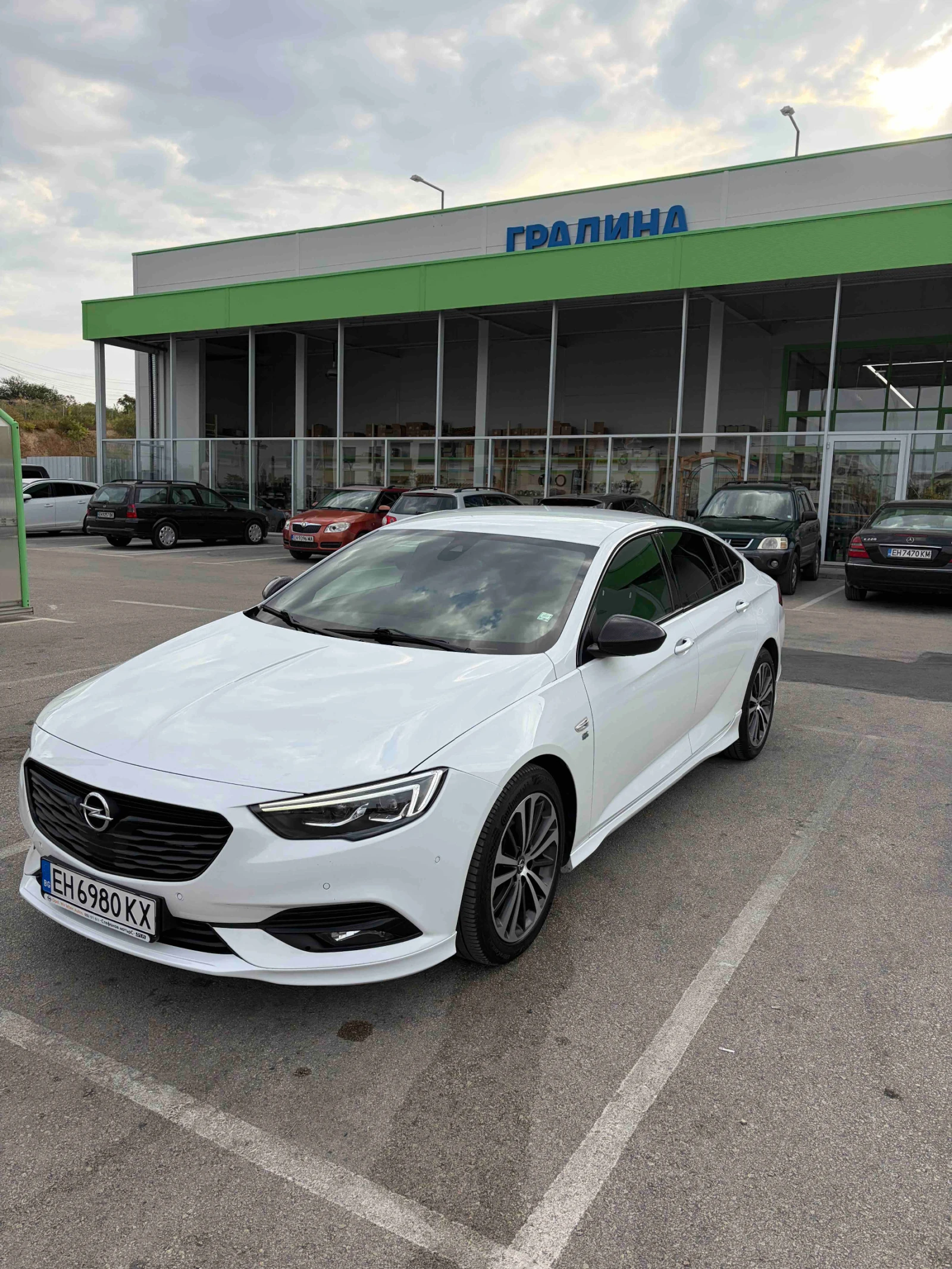Opel Insignia SPORTS TURIER B OPC line
