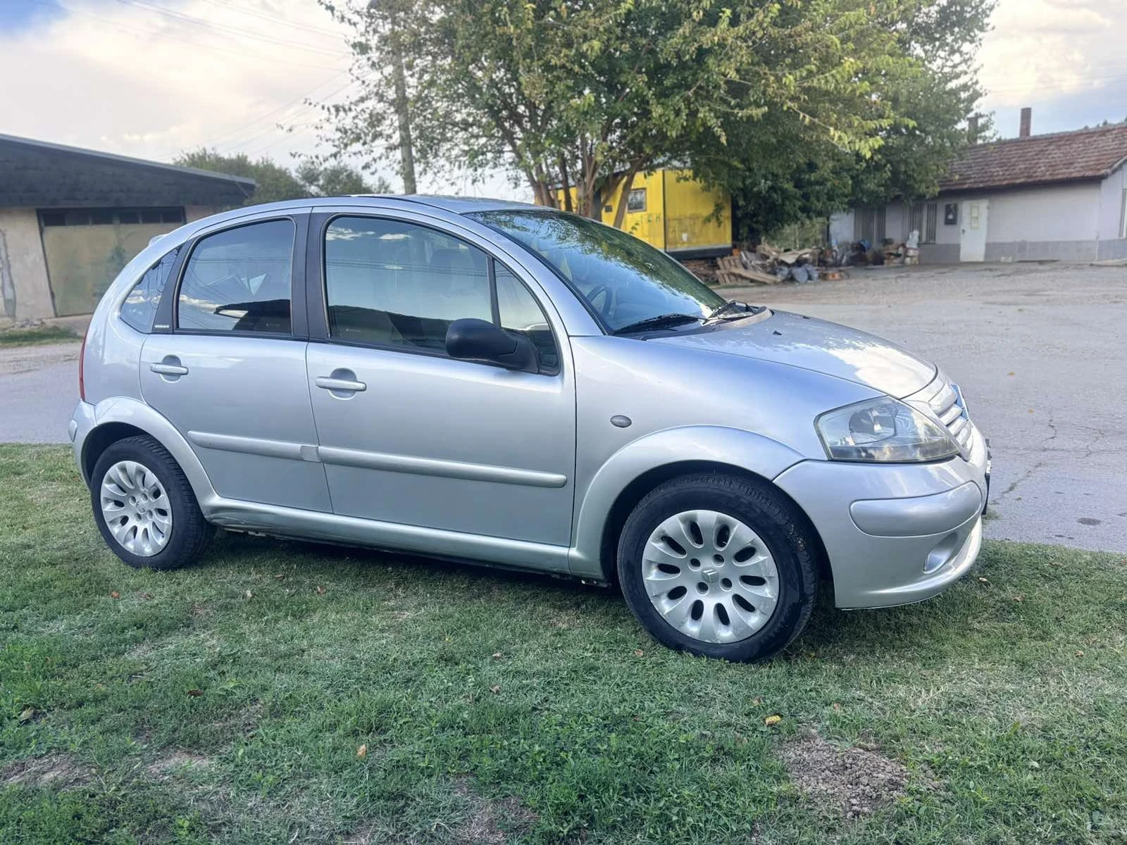 Citroen C3, снимка 2 - Автомобили и джипове - 56185685