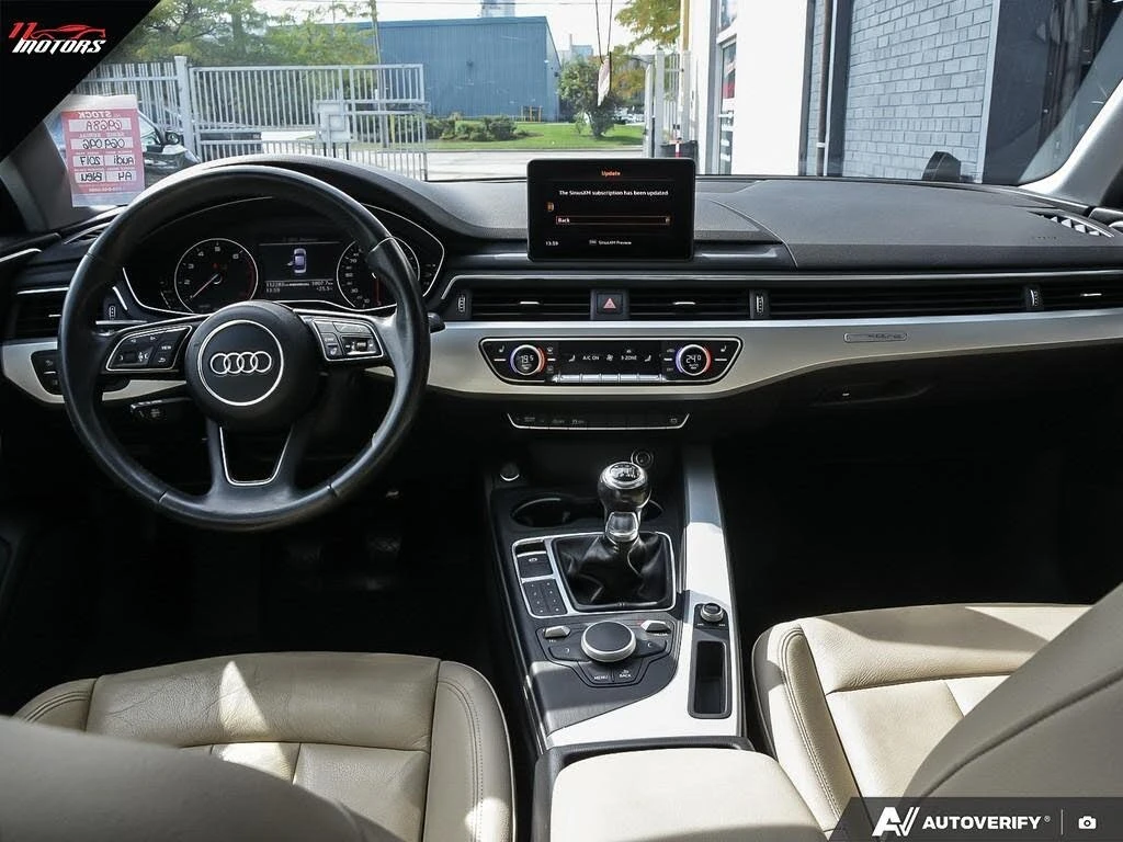 Audi A4 quattro * Keyless * АвтоКредит (ЦЕНА ДО БГ), снимка 17 - Автомобили и джипове - 56186905