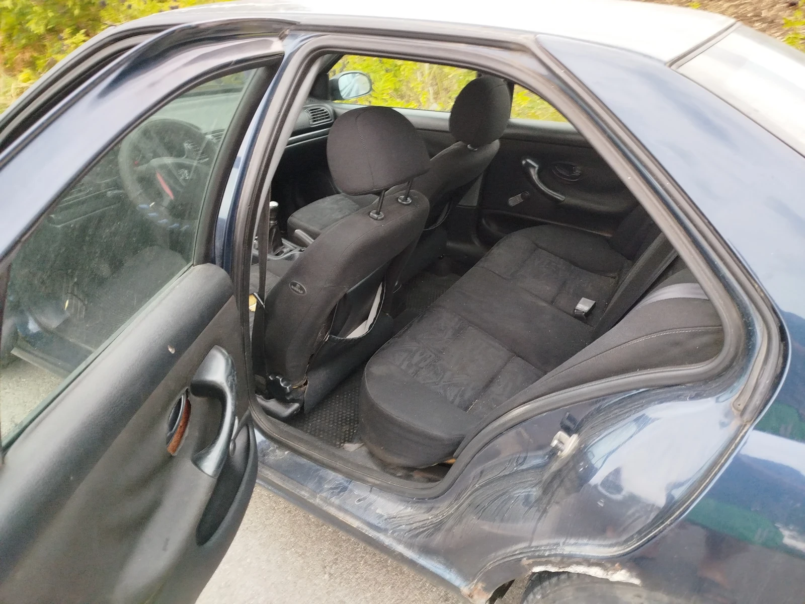 Peugeot 406 2.0 HDI, снимка 11 - Автомобили и джипове - 56274763