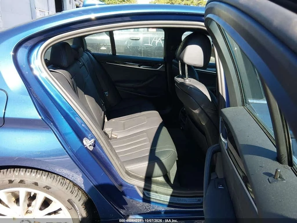 BMW 530 * XDRIVE * CARFAX * ����� �� ����������� | Mobile.bg � ����������� 8