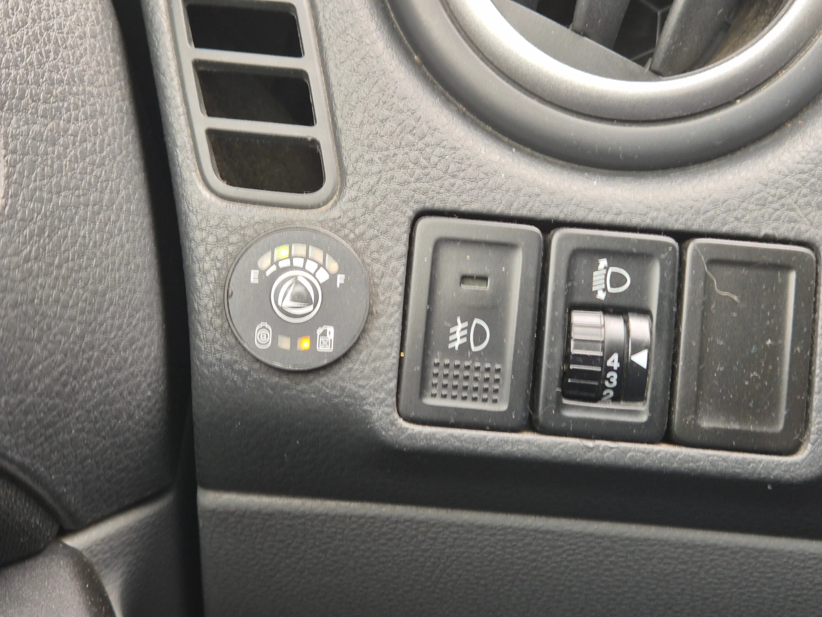 Suzuki SX4 4x4 LPG, снимка 7 - Автомобили и джипове - 56750293