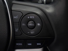 Toyota Rav4 HYBRID / 4X4 / DISTRONIK / CAMERA / ГАРАНЦИЯ / , снимка 13