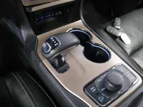 Jeep Grand cherokee 3.0 DIESEL OVERLAND WK2, снимка 9