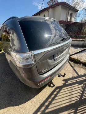 Mitsubishi Outlander Phev, снимка 5