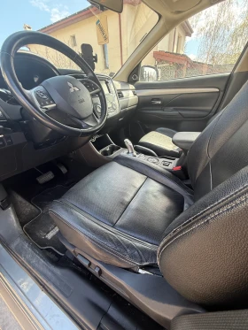 Mitsubishi Outlander Phev, снимка 10