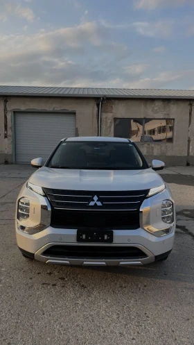 Mitsubishi Outlander 2.5/181hp/TOP/360/SE/4x4/ 6+ 1, снимка 2