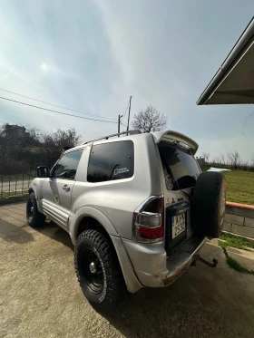 Mitsubishi Pajero - 4500 € / 8801.24 лв. - 33061983 8