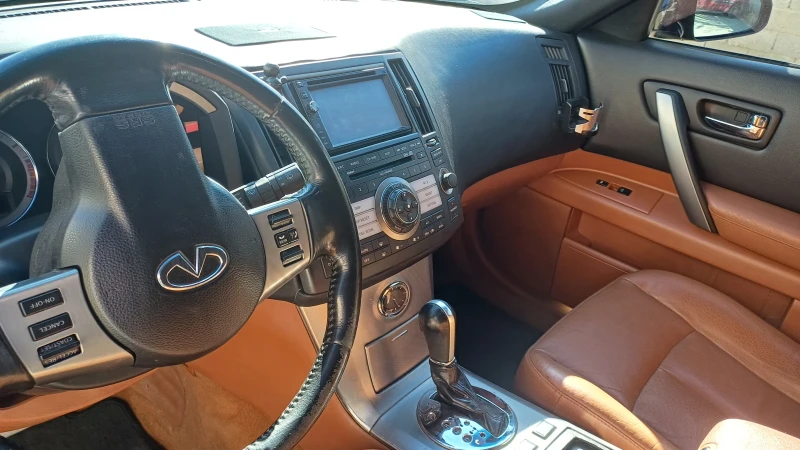 Infiniti Fx 35, снимка 10 - Автомобили и джипове - 47437310