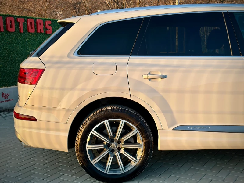 Audi Q7 PRESTIGE, снимка 5 - Автомобили и джипове - 48915355