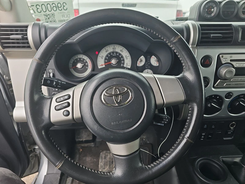 Toyota Fj cruiser КРАЙНА ЦЕНА ДО СОФИЯ, снимка 9 - Автомобили и джипове - 49110726