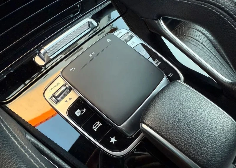 Mercedes-Benz GLE 350 d/4M/AMG/272HP/AIRM./PANO/MEMO/KLESS/LED/669f, снимка 13 - Автомобили и джипове - 51522047