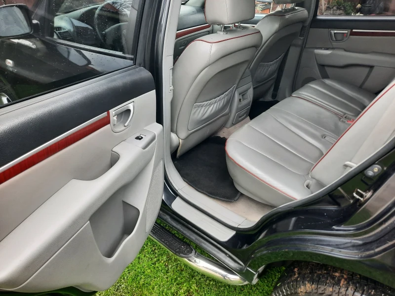 Hyundai Santa fe 2.7 бензин , снимка 12 - Автомобили и джипове - 52726860