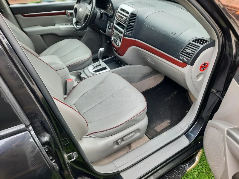 Hyundai Santa fe 2.7 бензин , снимка 9 - Автомобили и джипове - 52726860