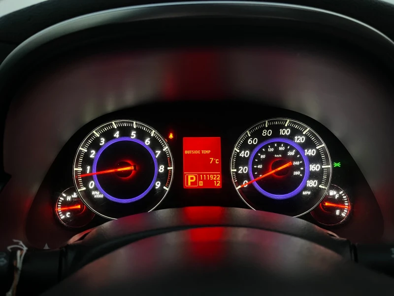 Infiniti Fx 35 LPG, снимка 10 - Автомобили и джипове - 52869319