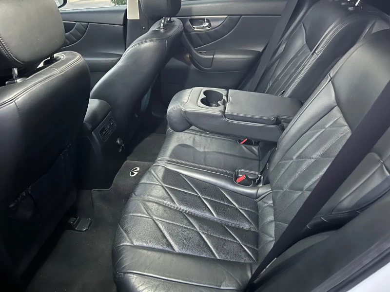 Infiniti Fx 35 LPG, снимка 12 - Автомобили и джипове - 52869319
