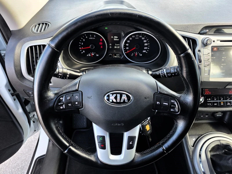 Kia Sportage 2.0crdi/AWD/Feel Rebel* , снимка 8 - Автомобили и джипове - 53446420