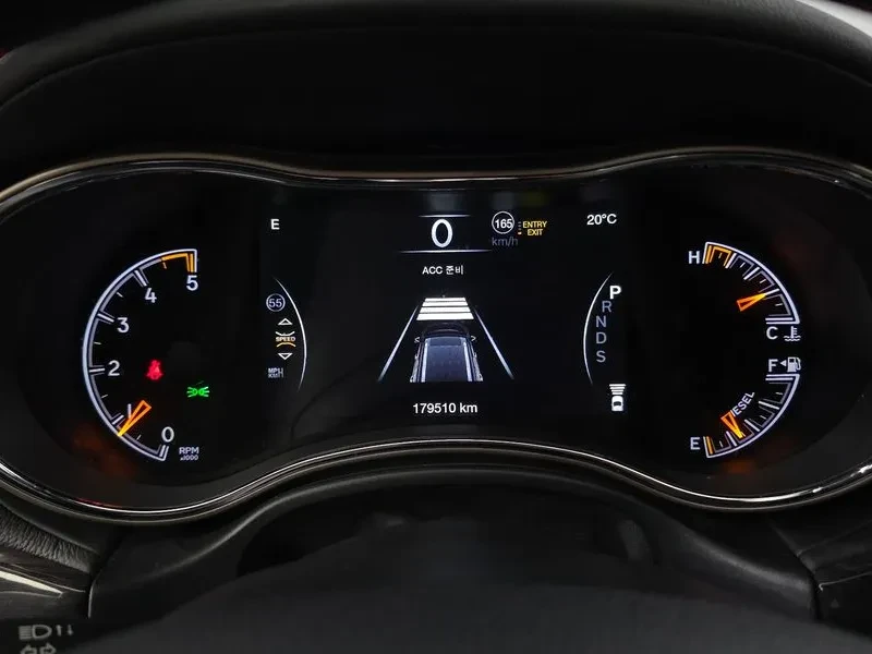 Jeep Grand cherokee 3.0 DIESEL OVERLAND WK2, снимка 8 - Автомобили и джипове - 55183479