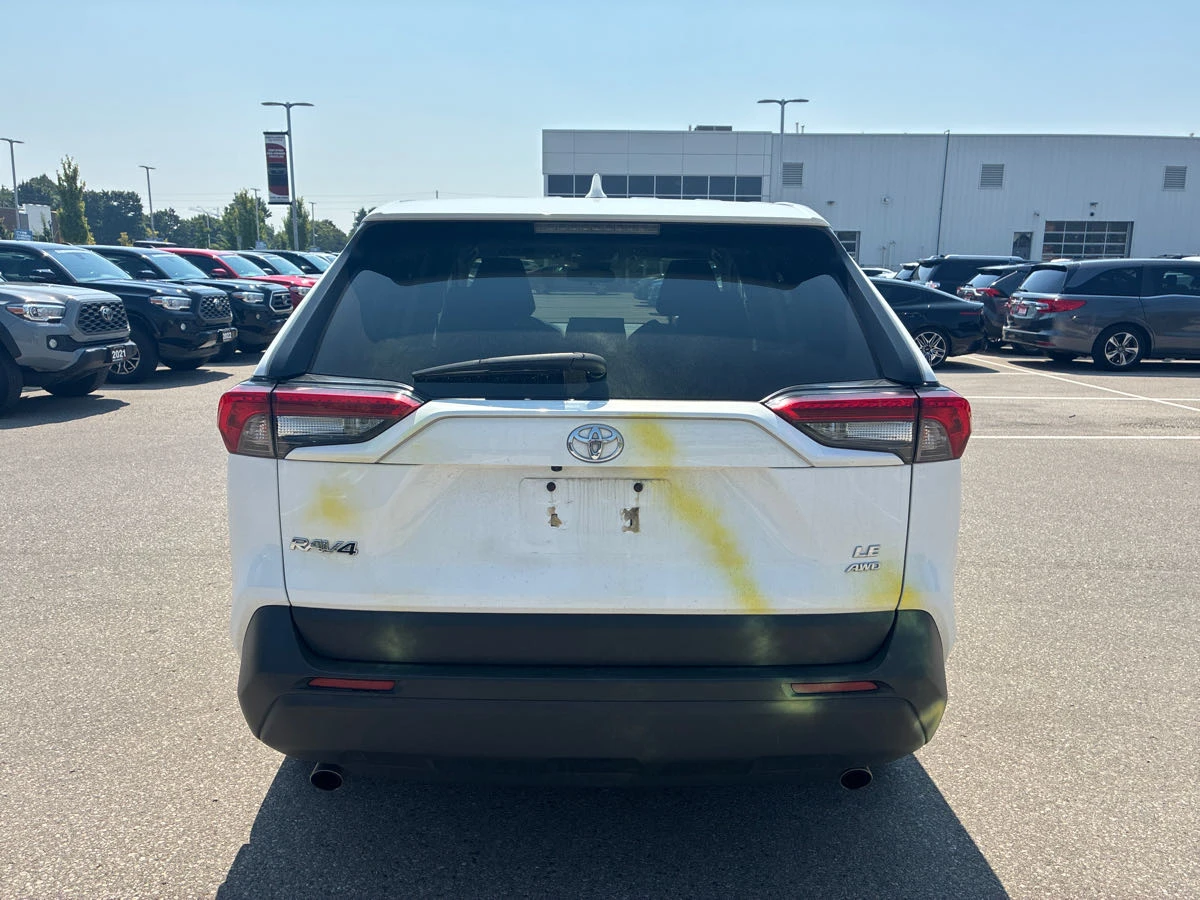 Toyota Rav4 CARFAX* АВТОФИНАНСИРАНЕ БЕЗ ПЪРВОНАЧАЛНА ВНОСКА - изображение 3