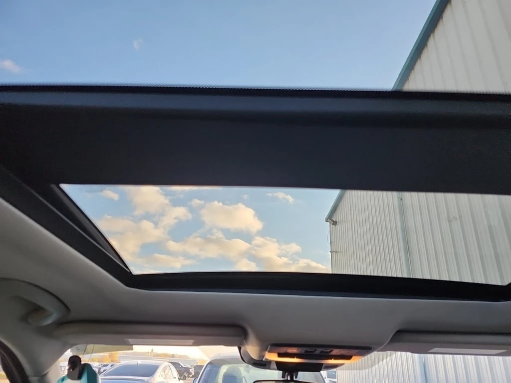 Nissan Rogue * SV * CARFAX *    | Mobile.bg   14