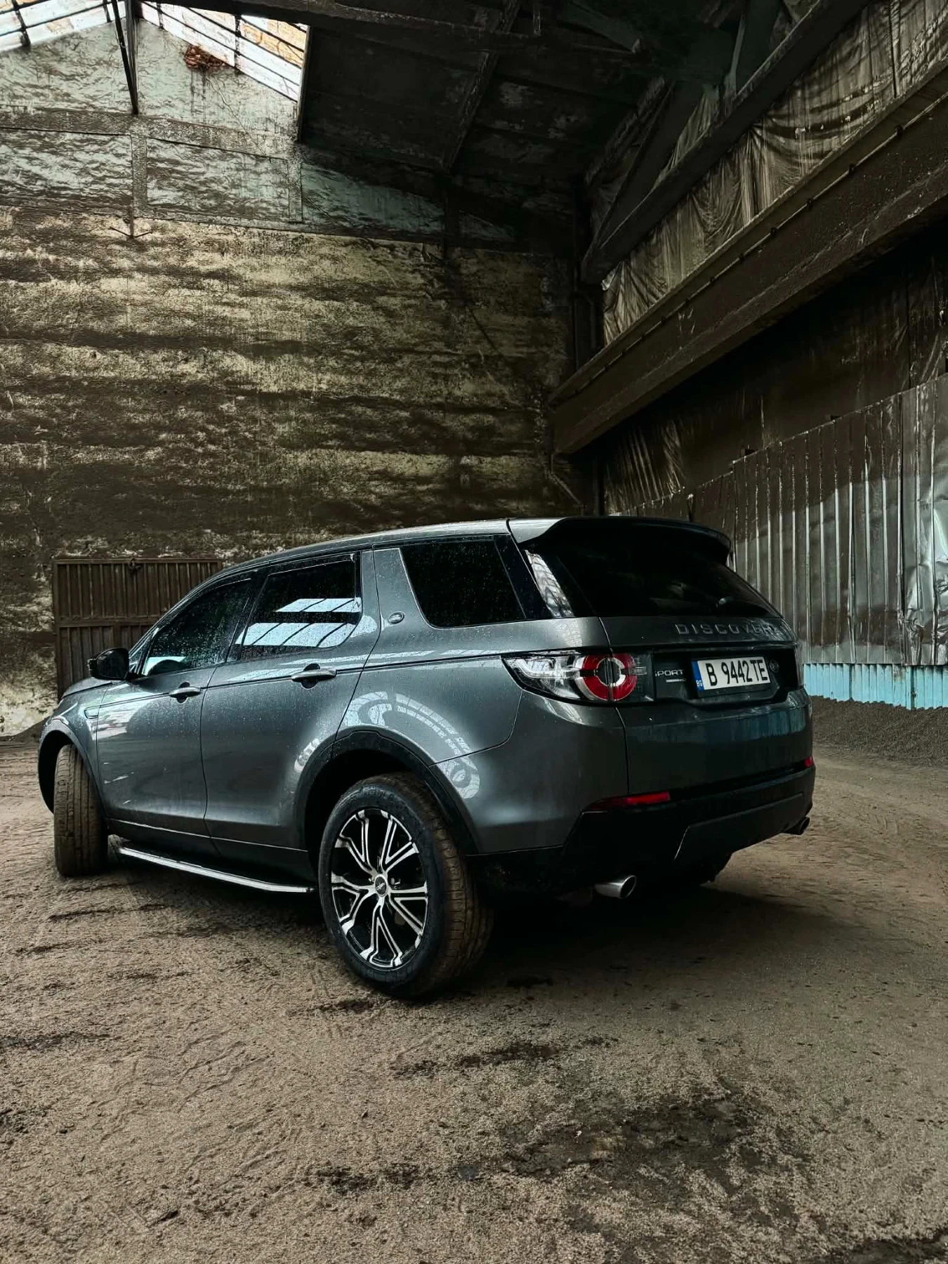 Land Rover Discovery Sport 2.2 150hp без прототип на пазара, снимка 3 - Автомобили и джипове - 53854334