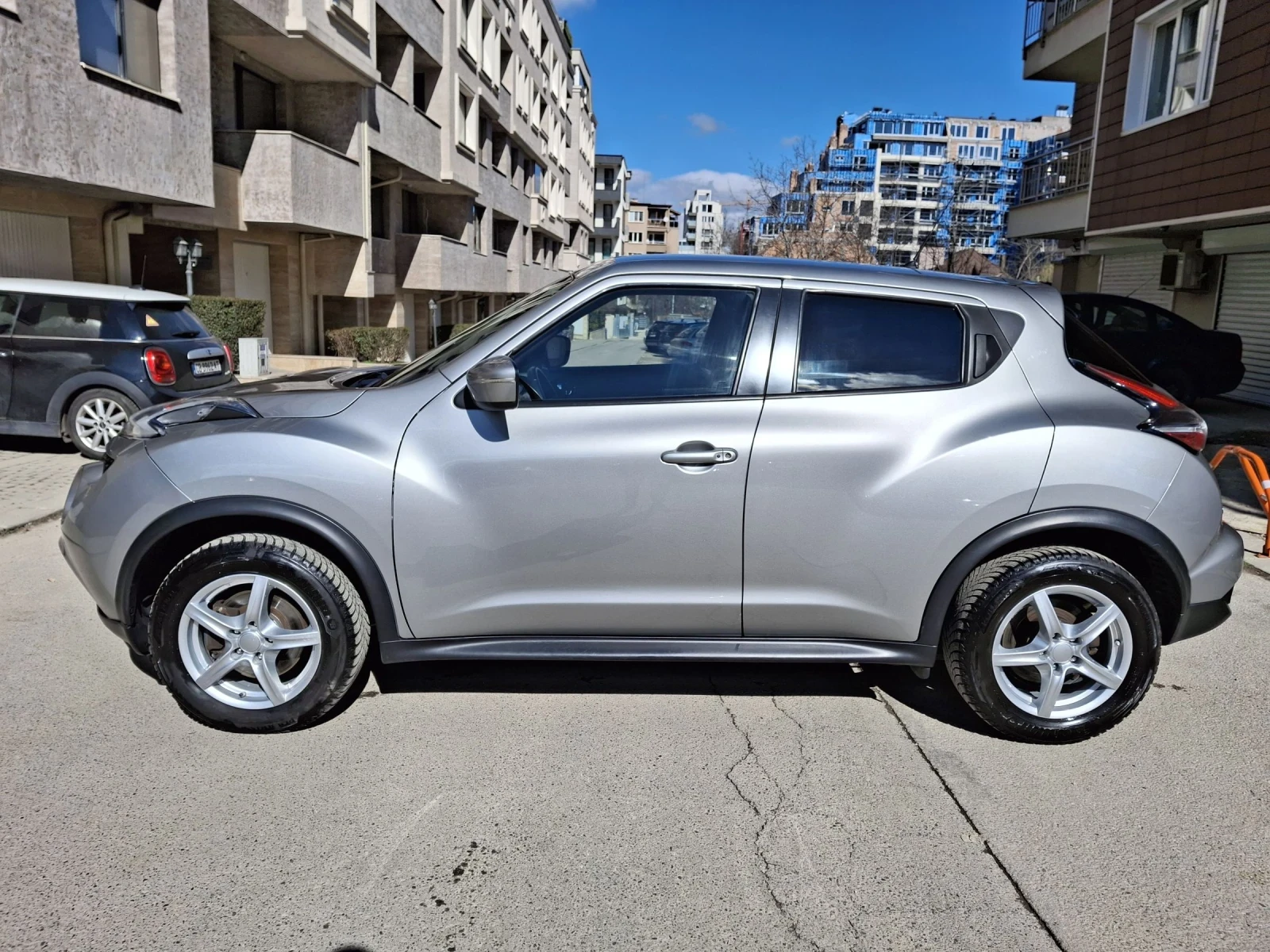Nissan Juke Takena 4x4 SWISS - изображение 4