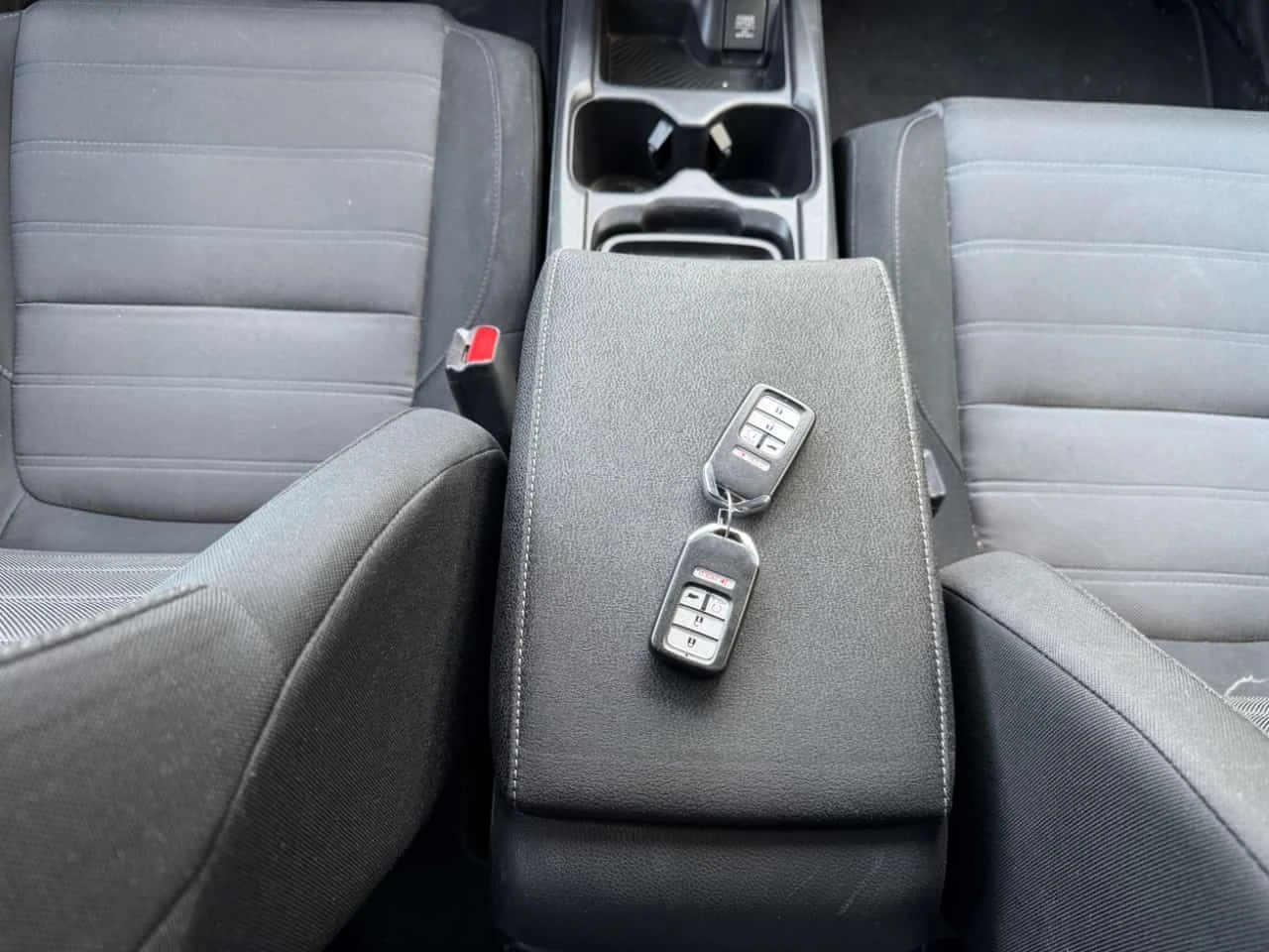 Honda Cr-v * LX AWD * CARFAX * 2 КЛЮЧА * , снимка 16 - Автомобили и джипове - 53987849