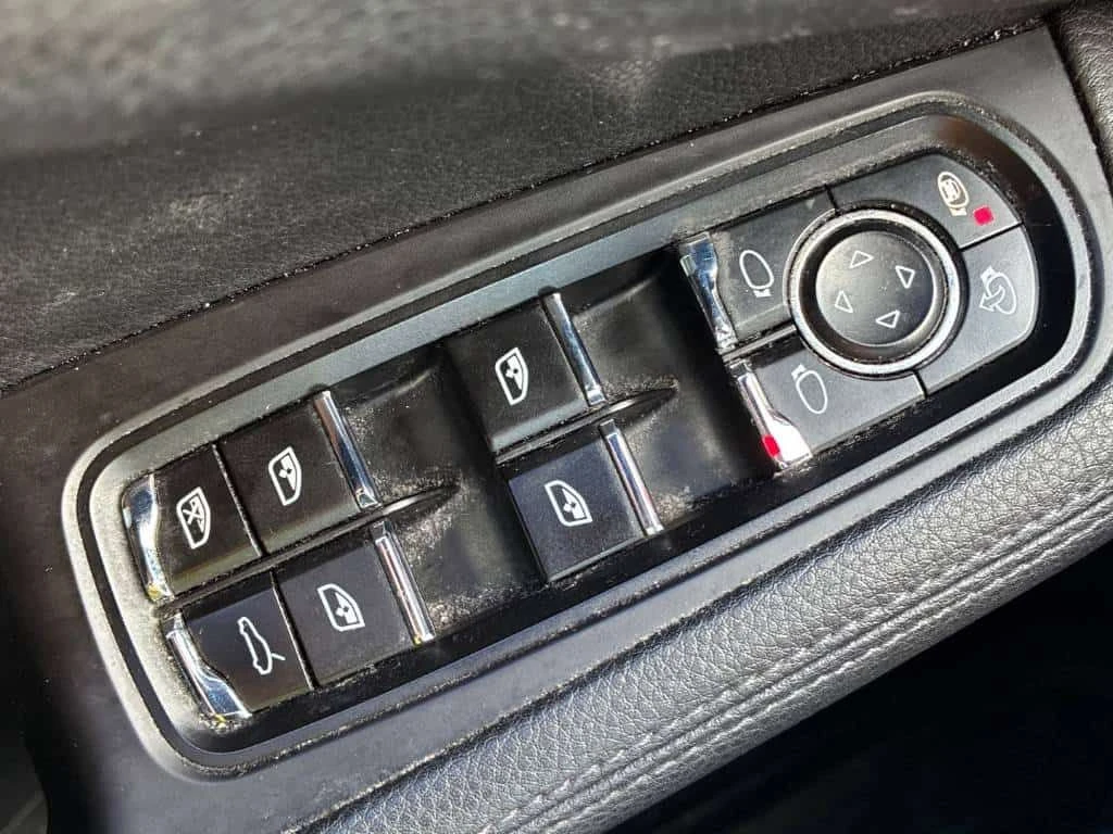 Porsche Macan * S * ПАНОРАМА* BOSE* , снимка 12 - Автомобили и джипове - 54439350