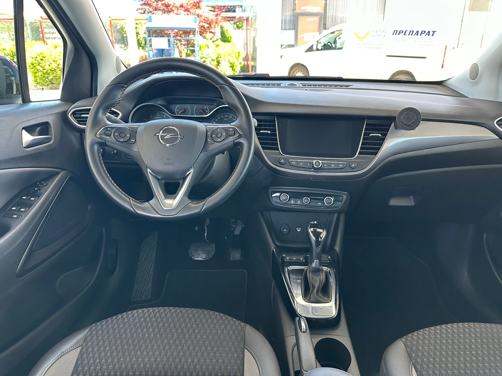 Opel Crossland X 1.2I Автоматик 120 Anniversary Full Led, снимка 7 - Автомобили и джипове - 54723222