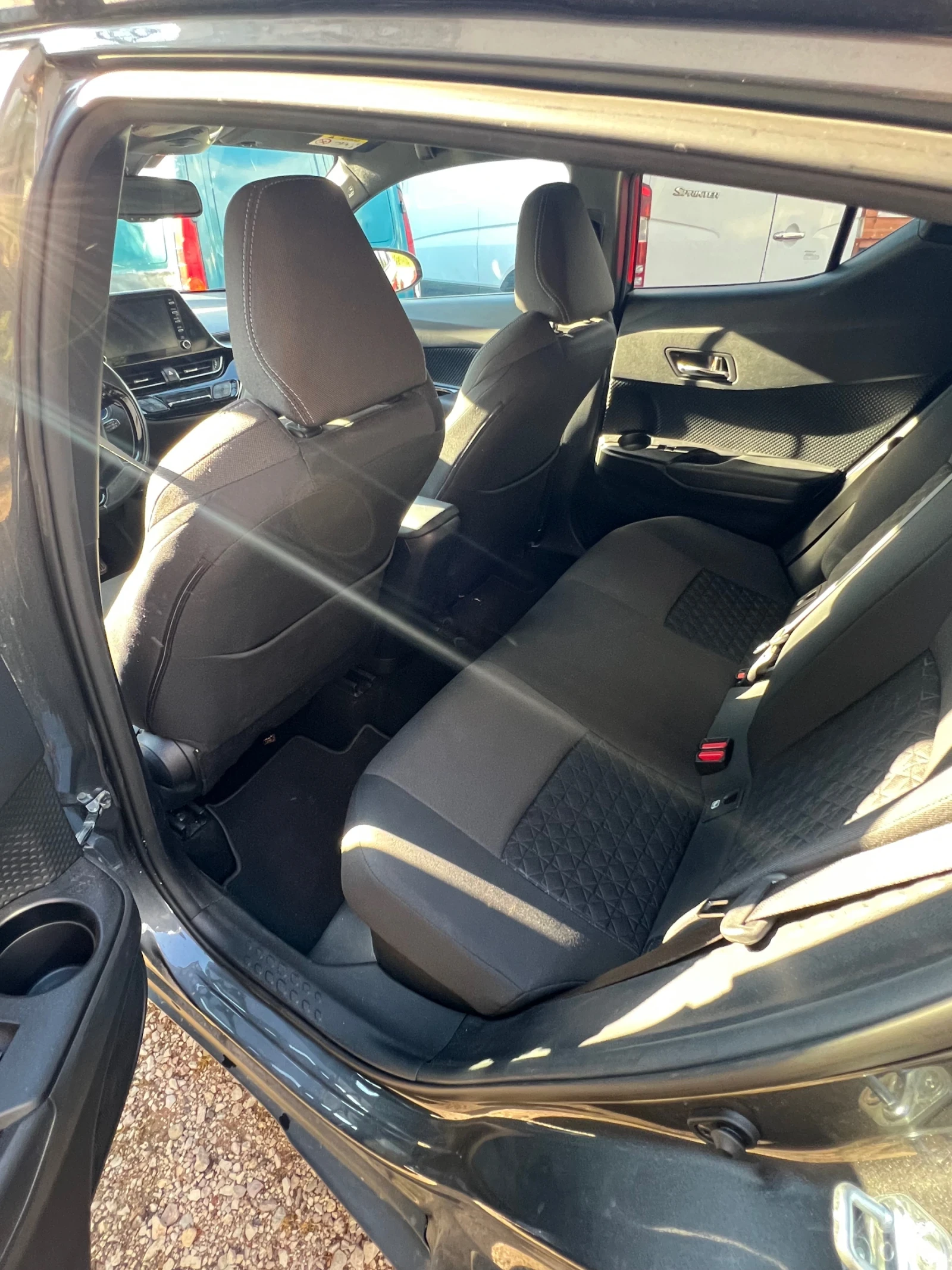 Toyota C-HR | Mobile.bg � ����������� 7