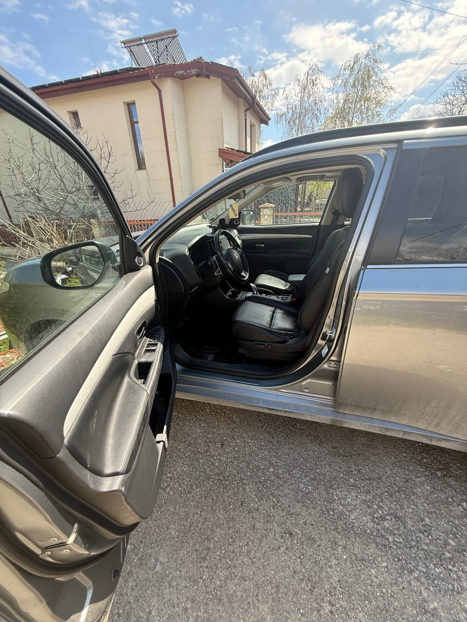 Mitsubishi Outlander Phev, снимка 9 - Автомобили и джипове - 55580367