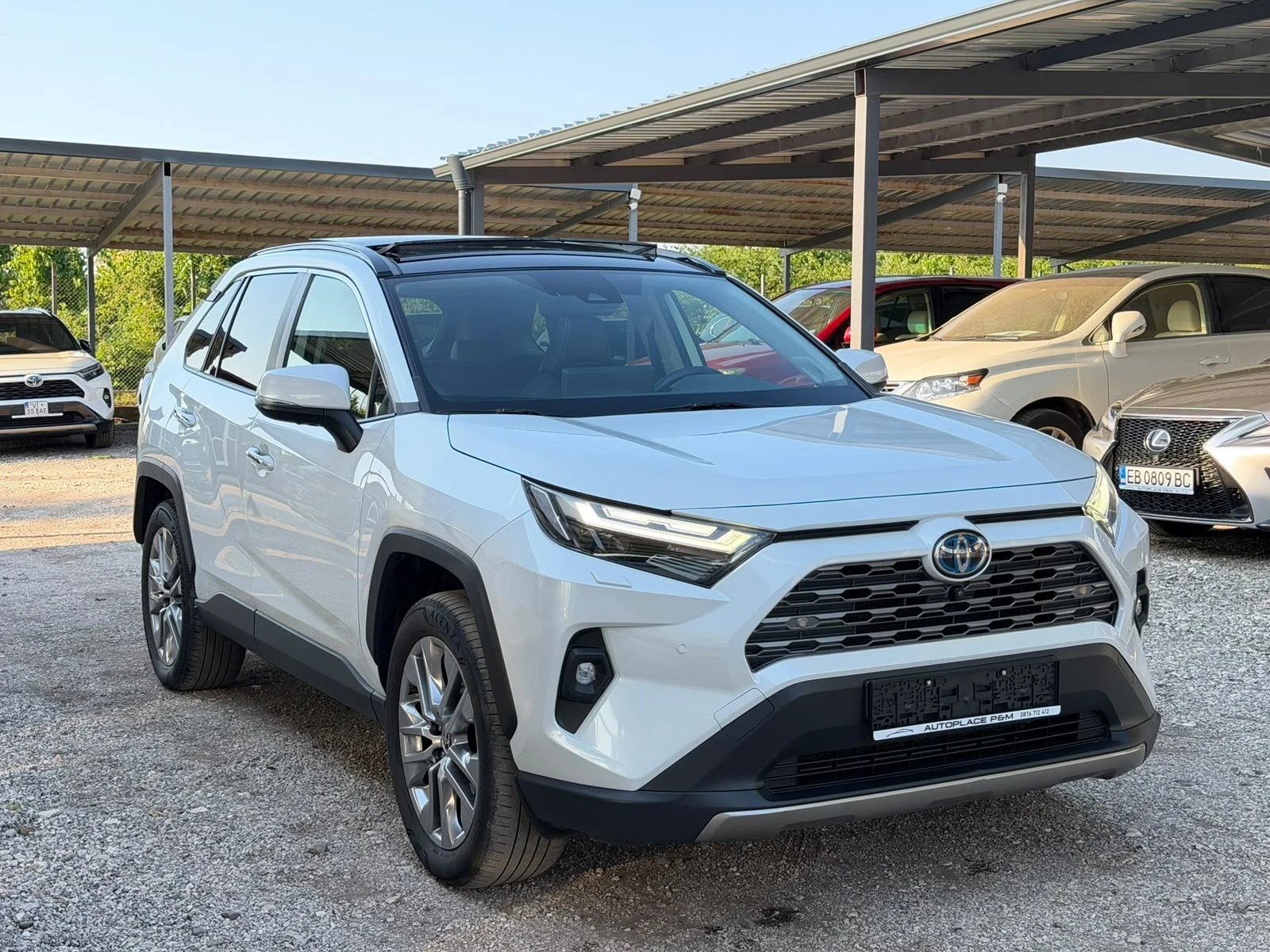 Toyota Rav4 /Facelift/Executive/Panorama/Relax+ HHC, снимка 3 - Автомобили и джипове - 55563701