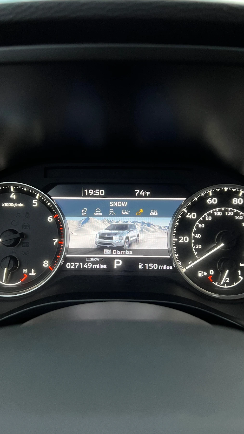 Mitsubishi Outlander 2.5/181hp/TOP/360/SE/4x4/ 6+ 1, снимка 13 - Автомобили и джипове - 55909901