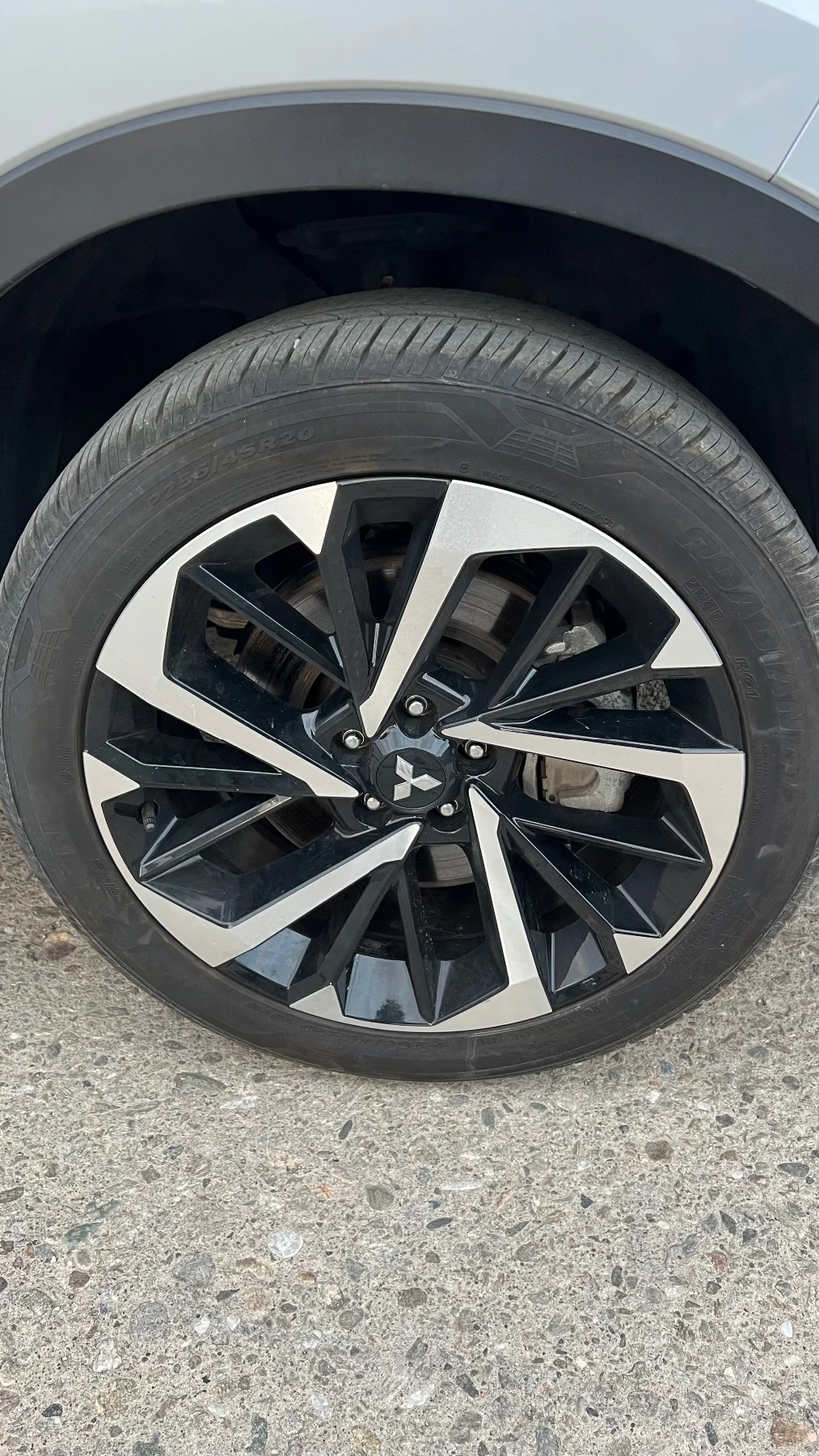 Mitsubishi Outlander 2.5/181hp/TOP/360/SE/4x4/ 6+ 1, снимка 15 - Автомобили и джипове - 55909901