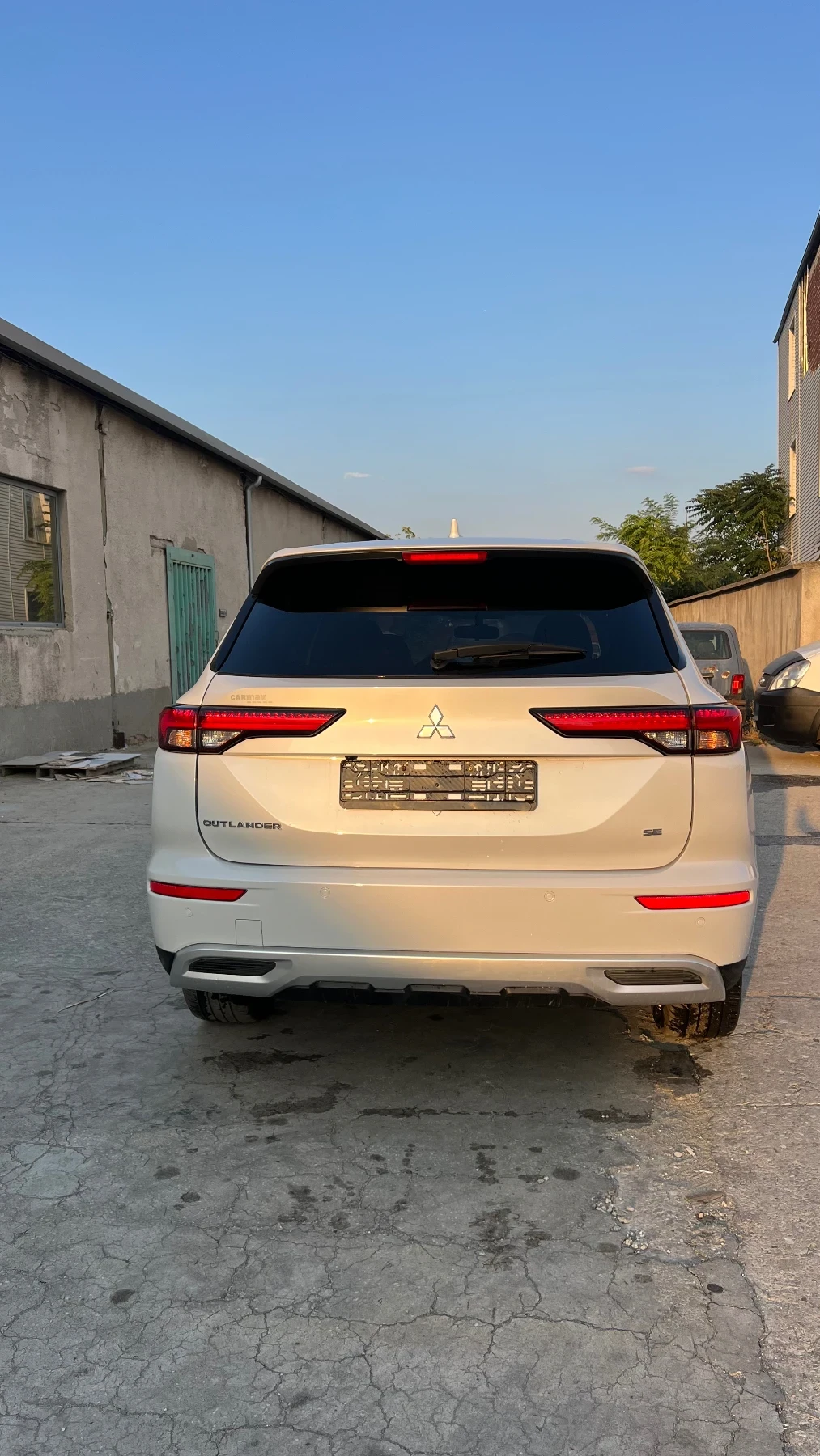 Mitsubishi Outlander 2.5/181hp/TOP/360/SE/4x4/ 6+ 1, снимка 5 - Автомобили и джипове - 55909901