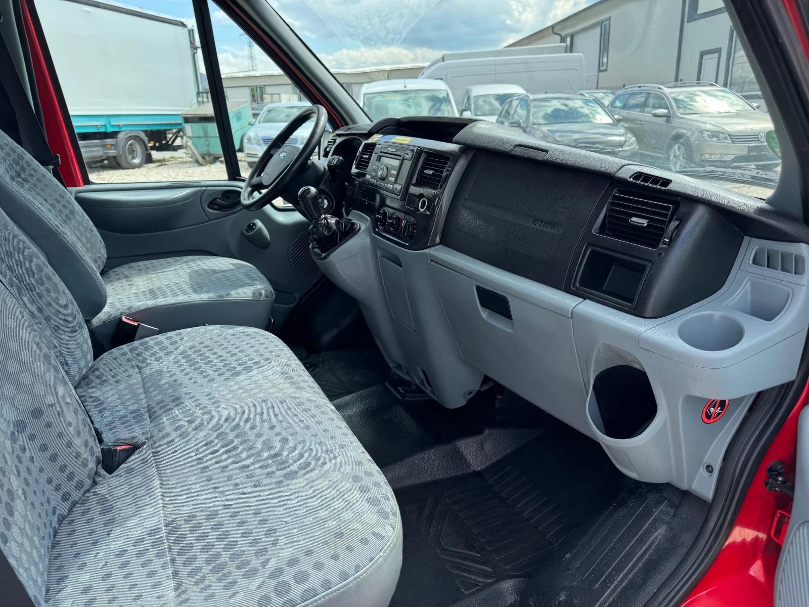 Ford Transit Лизинг, снимка 11 - Бусове и автобуси - 54155301