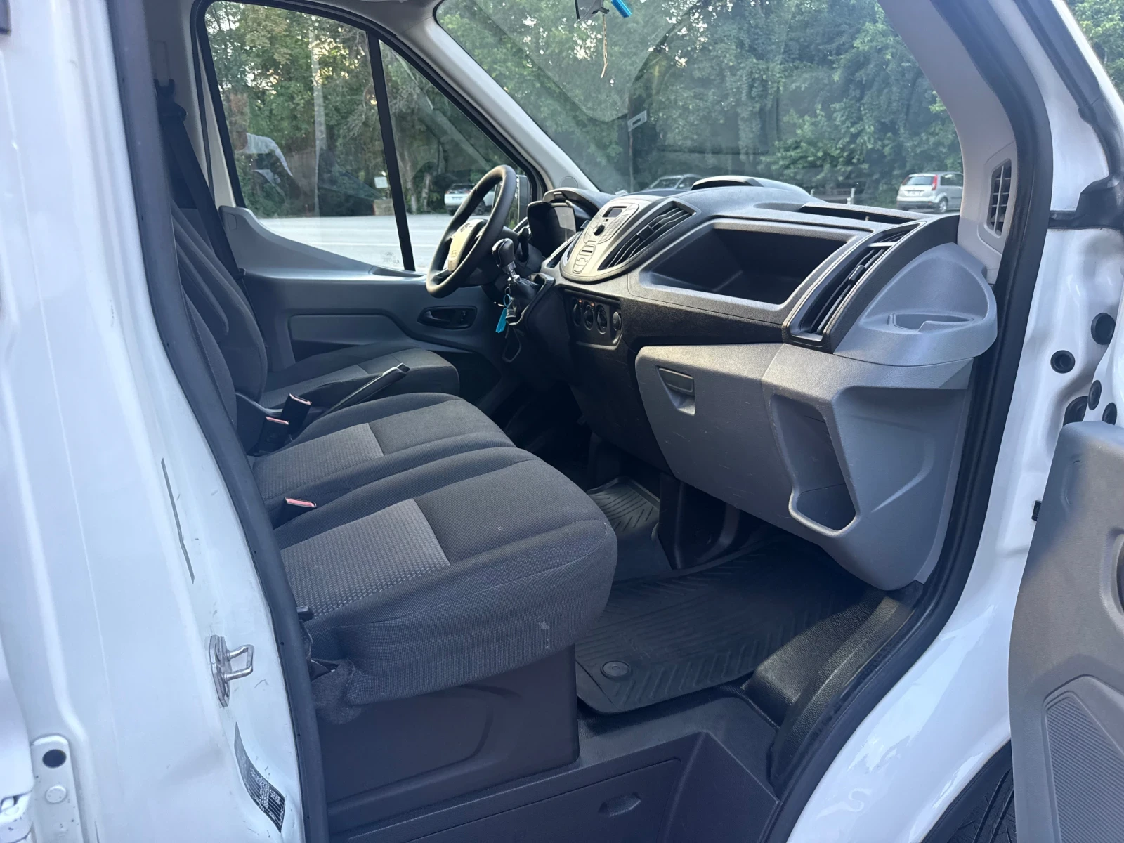 Ford Transit 2.0 двойна гума 170 к.с, снимка 14 - Бусове и автобуси - 55332015