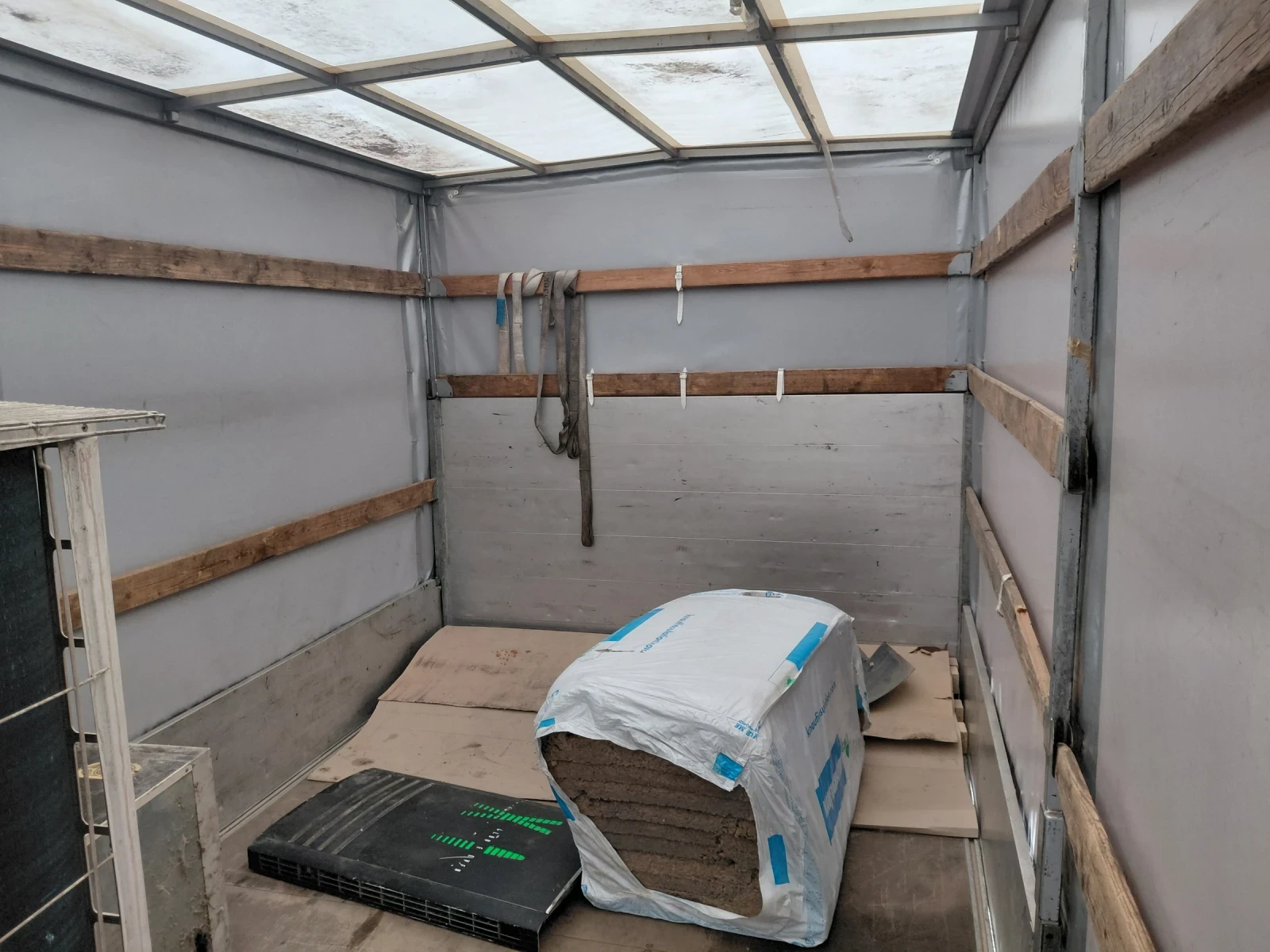 Renault Master 2.7, снимка 8 - Бусове и автобуси - 55379161