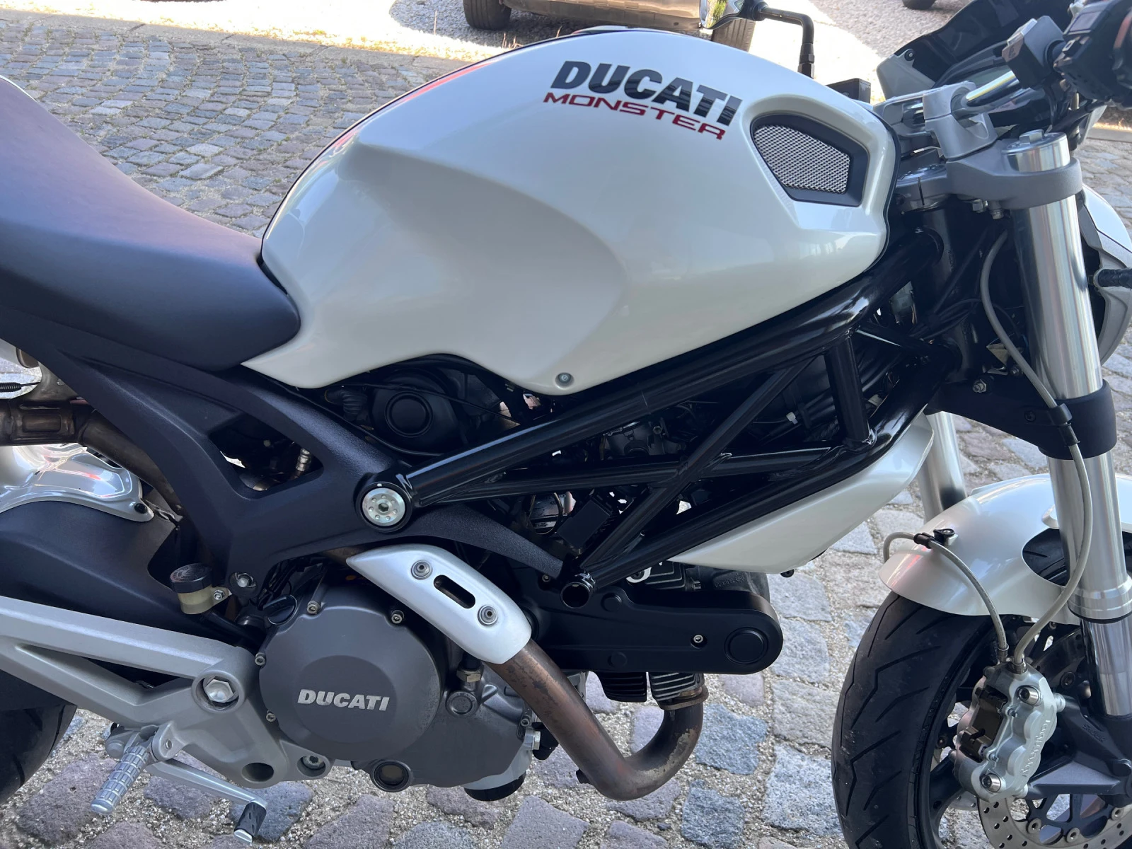 Ducati Monster 696 - изображение 10