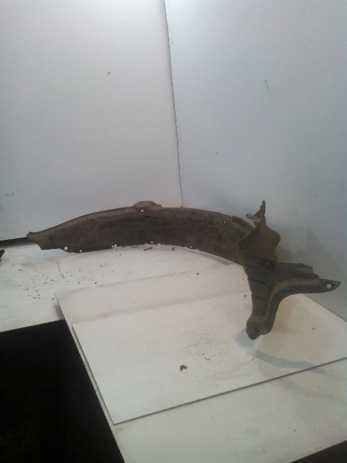 Подкалник преден ляв Форд Маверик 2.0 бензин