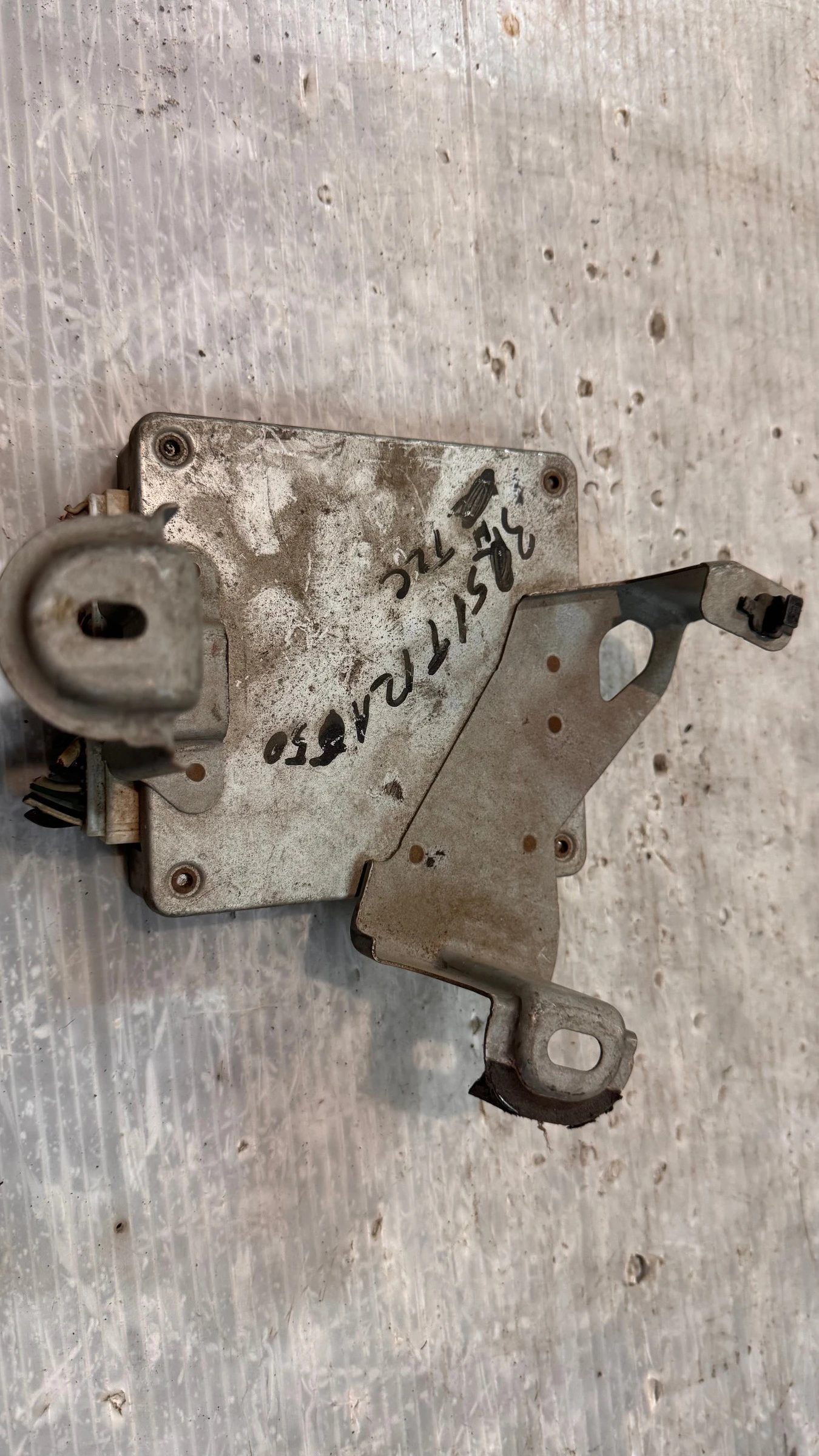    / ECU /    Toyota Yaris - 89530-52162 / 324811-11662 | Mobile.bg   2