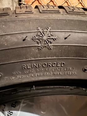 Гуми Зимни 235/50R19, снимка 2